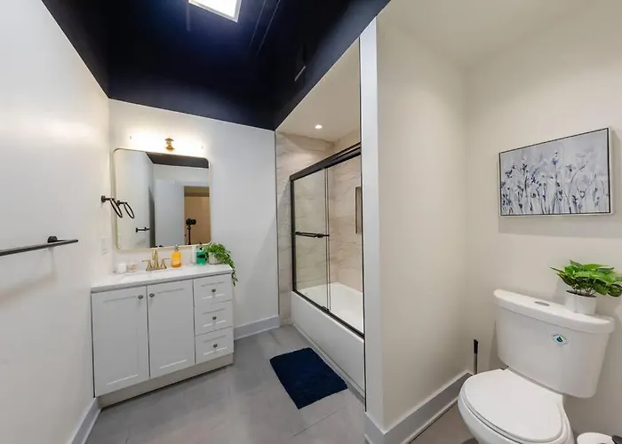 Group-friendly 5br Sleeps 12 With Billiards, Optional Parking And Gym Access Near Mccormick Place And Soldier Field Apartamento