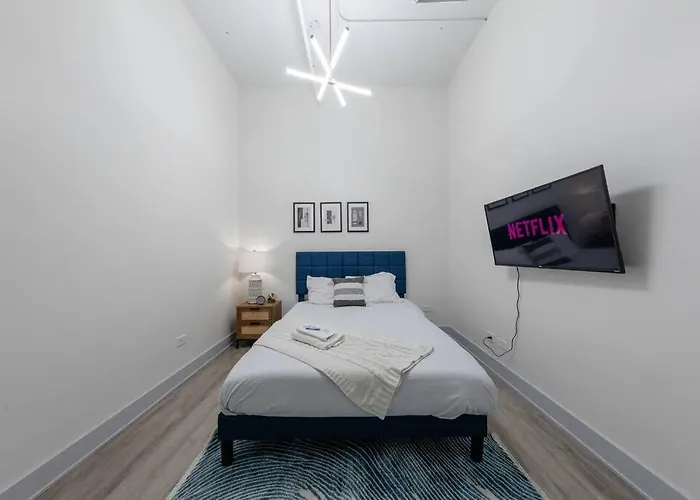 Apartamento Group-friendly 5br Sleeps 12 With Billiards, Optional Parking And Gym Access Near Mccormick Place And Soldier Field