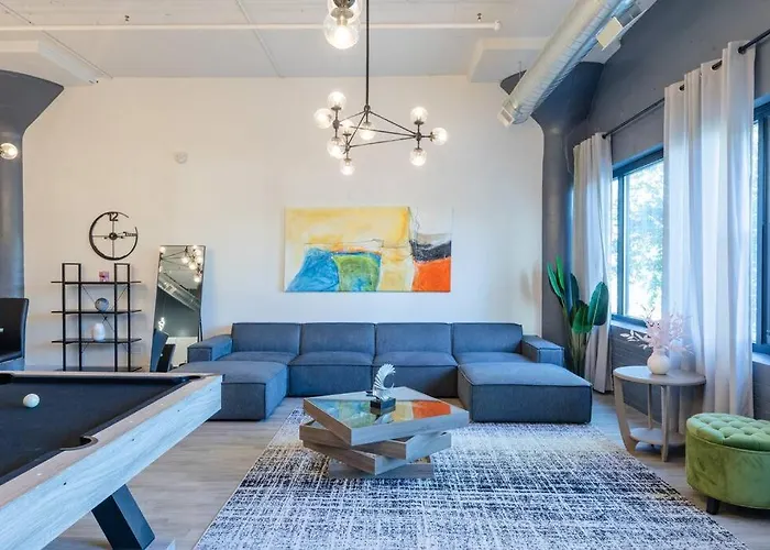Group-friendly 5br Sleeps 12 With Billiards, Optional Parking And Gym Access Near Mccormick Place And Soldier Field Apartamento
