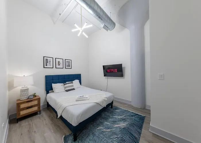 Apartamento Group-friendly 5br Sleeps 12 With Billiards, Optional Parking And Gym Access Near Mccormick Place And Soldier Field