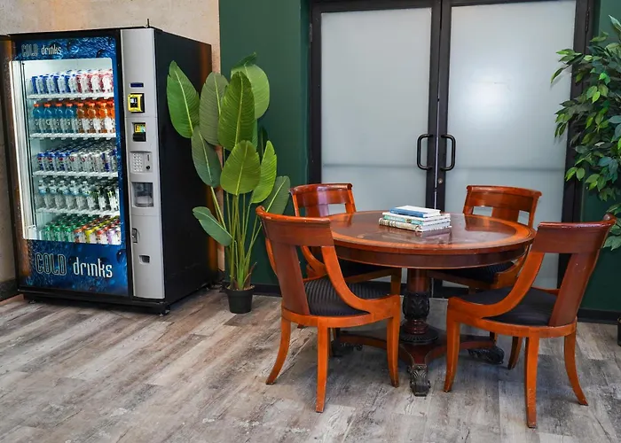 Apartamento Group-friendly 5br Sleeps 12 With Billiards, Optional Parking And Gym Access Near Mccormick Place And Soldier Field *